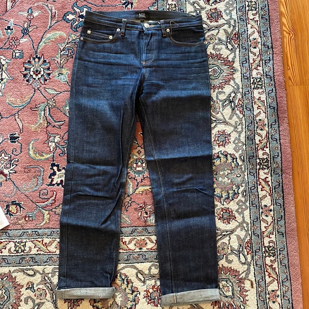 APC petit standard womens jeans, size 27, never washed